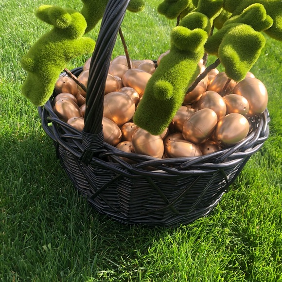 Golden Easter Egg & Bunny Basket - Picture 4 of 7